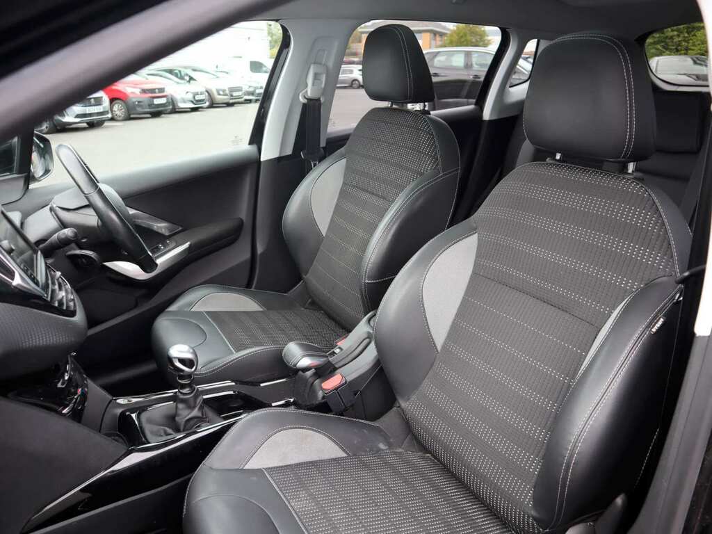 Peugeot 2008 Ss Gt Line Red #38