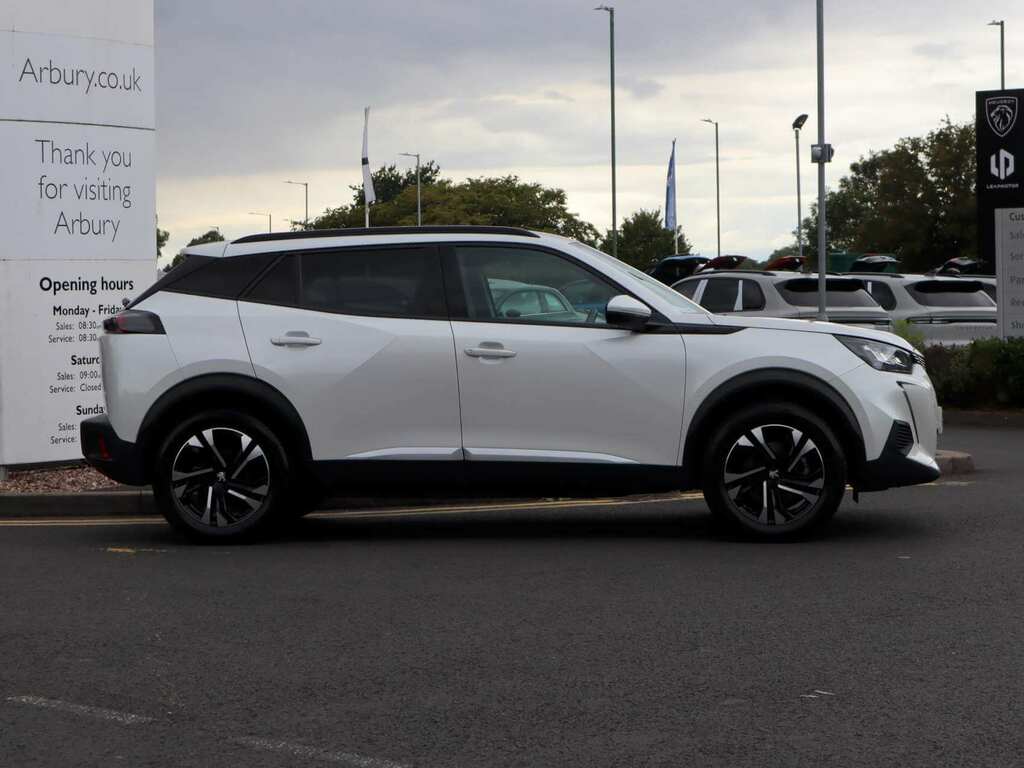 Peugeot e-2008 100Kw Allure 50Kwh White #4