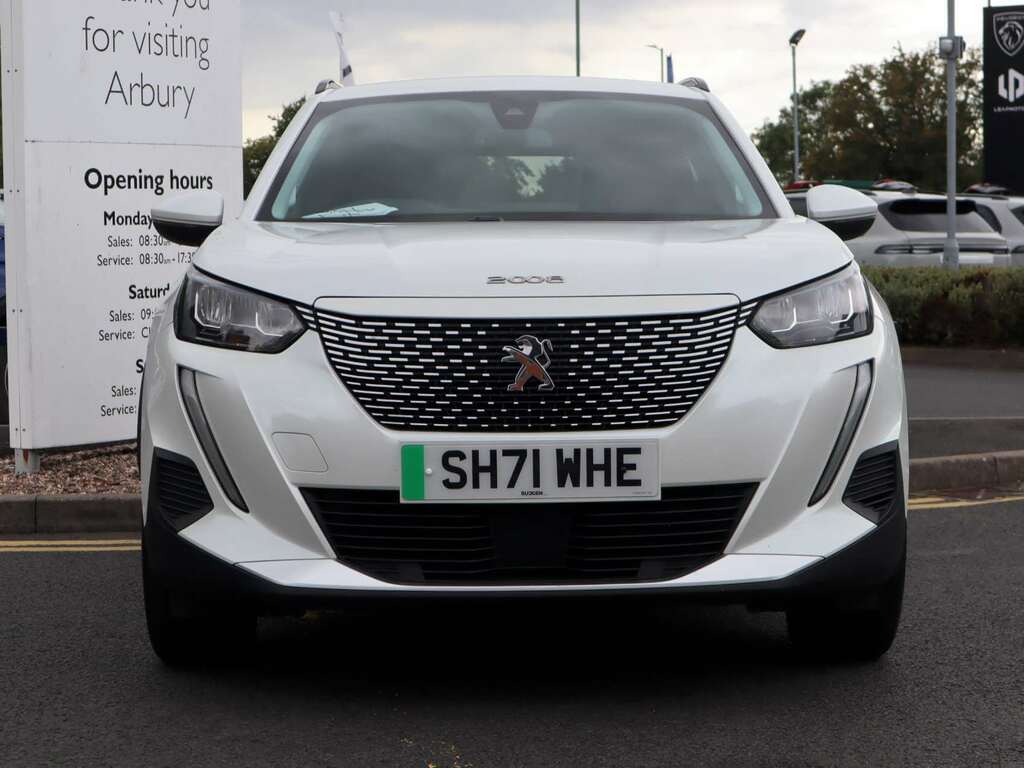 Peugeot e-2008 100Kw Allure 50Kwh White #2
