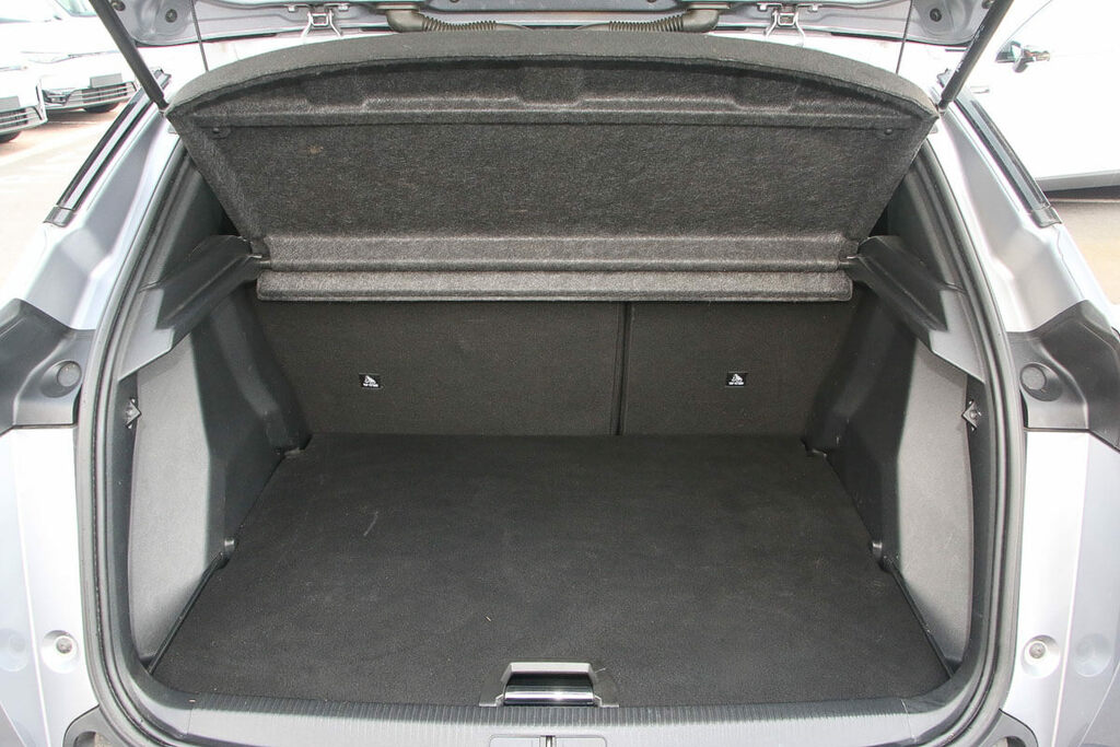 Peugeot 2008 Active Orange #12