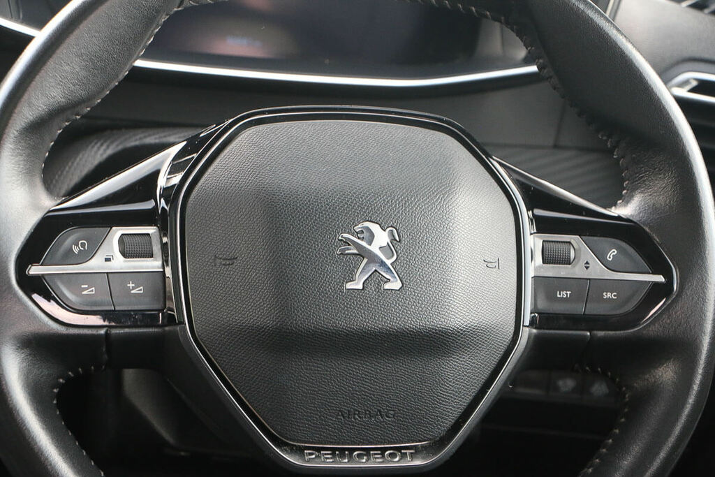 Peugeot 2008 Active Orange #24