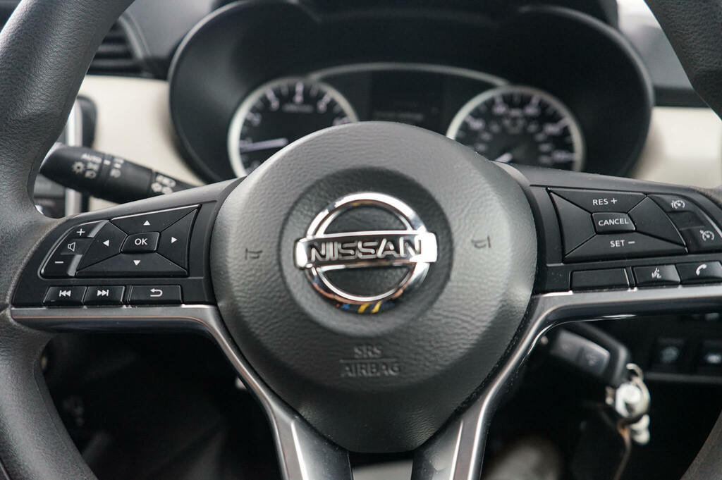 Nissan Juke Dig-t Acenta Red #38