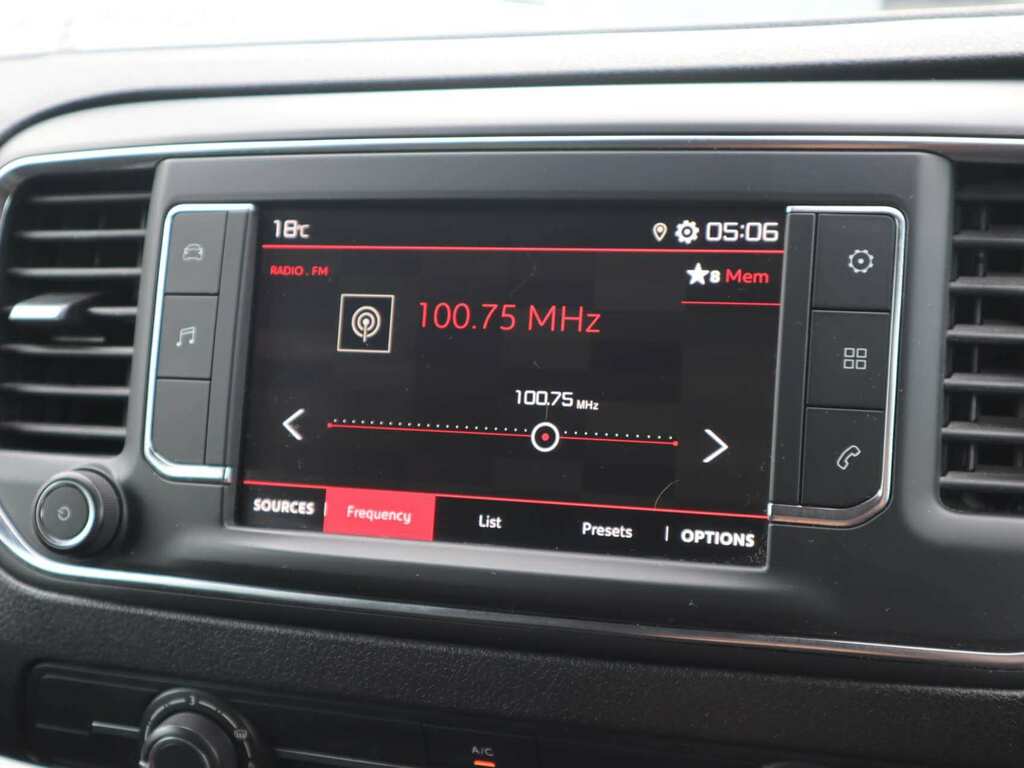 Citroen SpaceTourer Mpv Beige #30