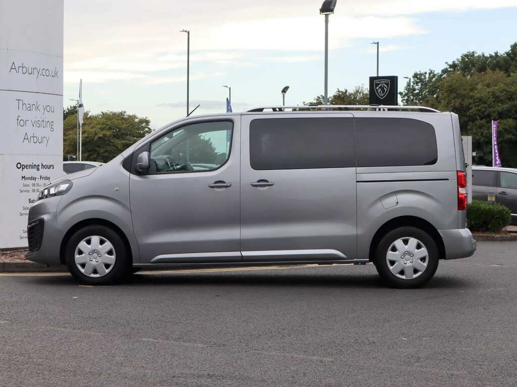 Citroen SpaceTourer 1.5 Bluehdi 120 Business M Grey #5