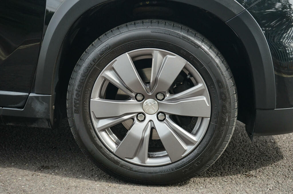 Peugeot 2008 Active Grey #21