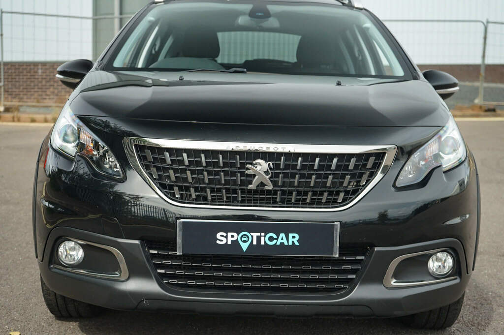 Peugeot 2008 1.2 Puretech 110 Signature Black #6