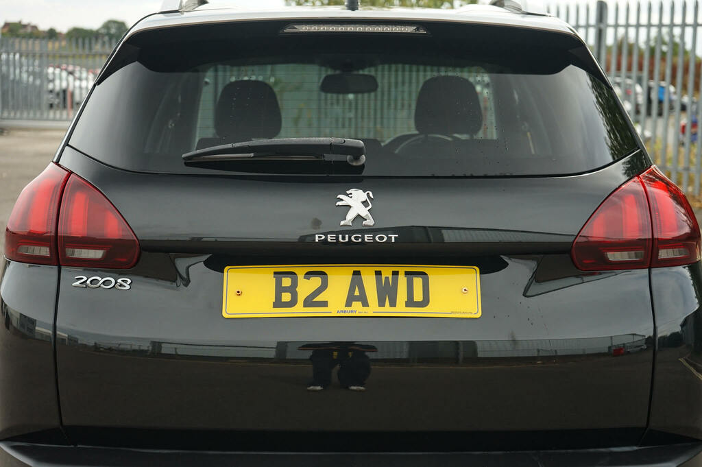 Peugeot 2008 Active Grey #10