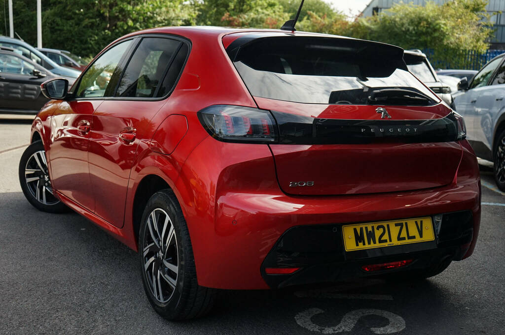 Peugeot 208 Puretech Active Premium Ss Yellow #2