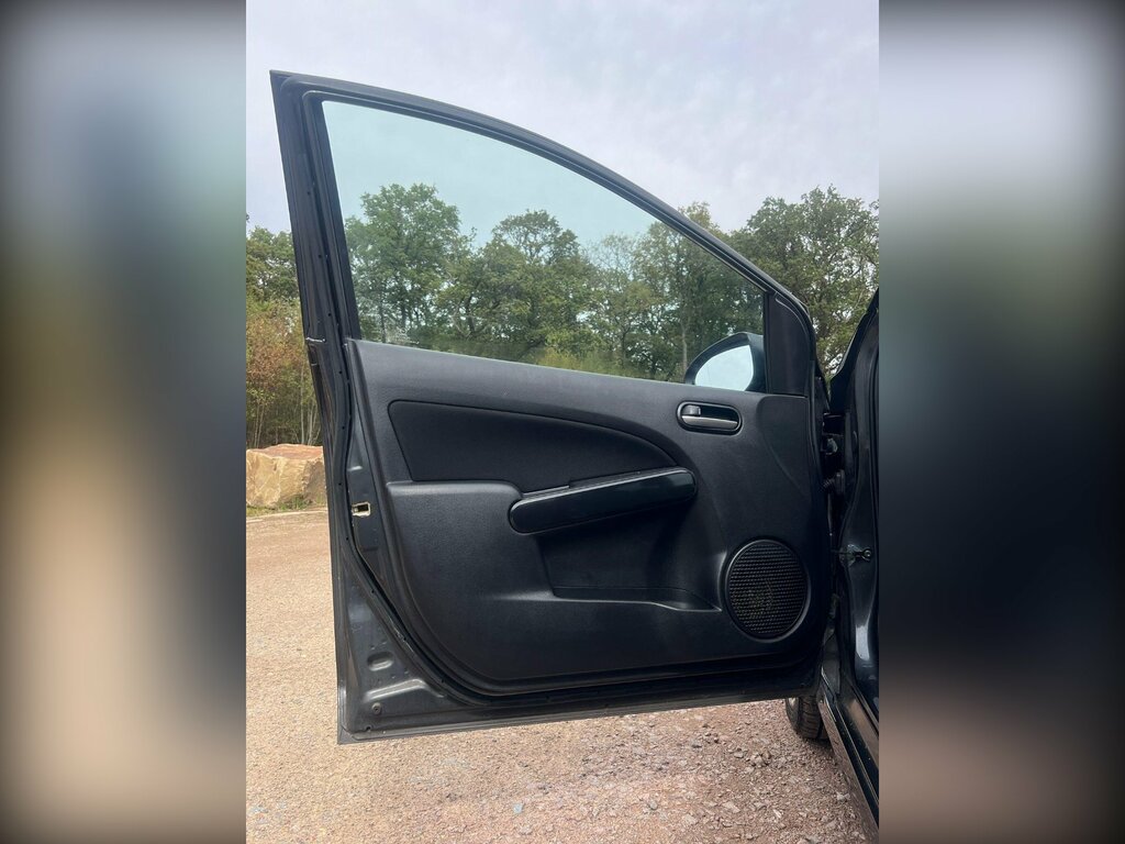 Mazda 2 1.3 Sport Venture Euro 5 Grey #26