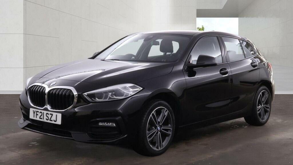 BMW 1 Series 1.5 118I Sport Lcp Euro 6 Ss Black #2
