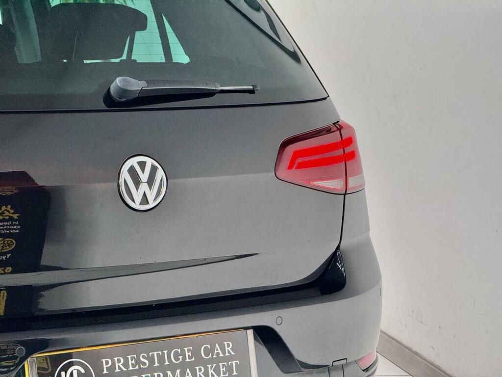 Volkswagen Golf 1.5 Tsi Life Grey #17