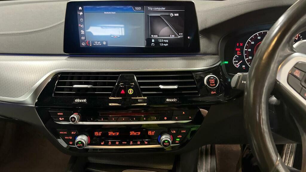 BMW 5 Series 520D M Sport Blue #11
