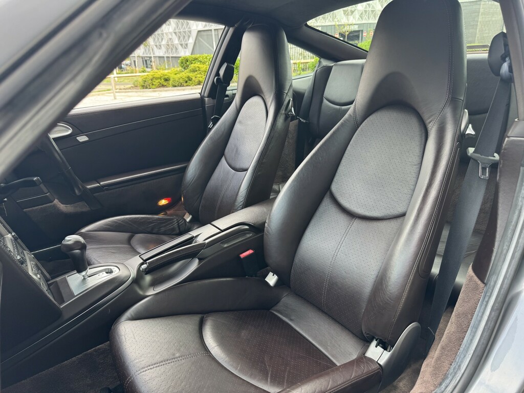 Porsche 911 Gt3 Rs Black #47