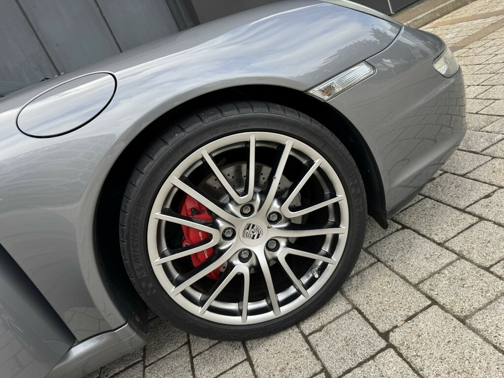Porsche 911 Gt3 Rs Black #57
