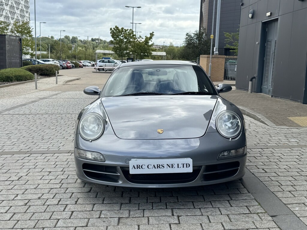 Porsche 911 Gt3 Rs Black #33