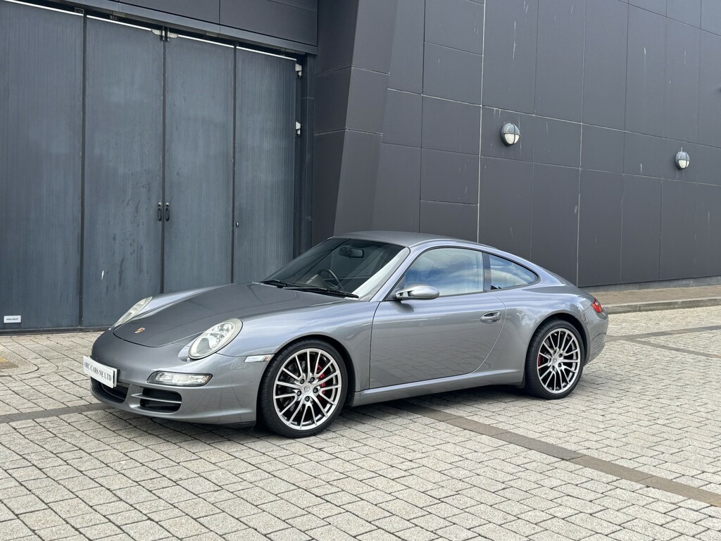 Porsche 911 Gt3 Rs Black #12