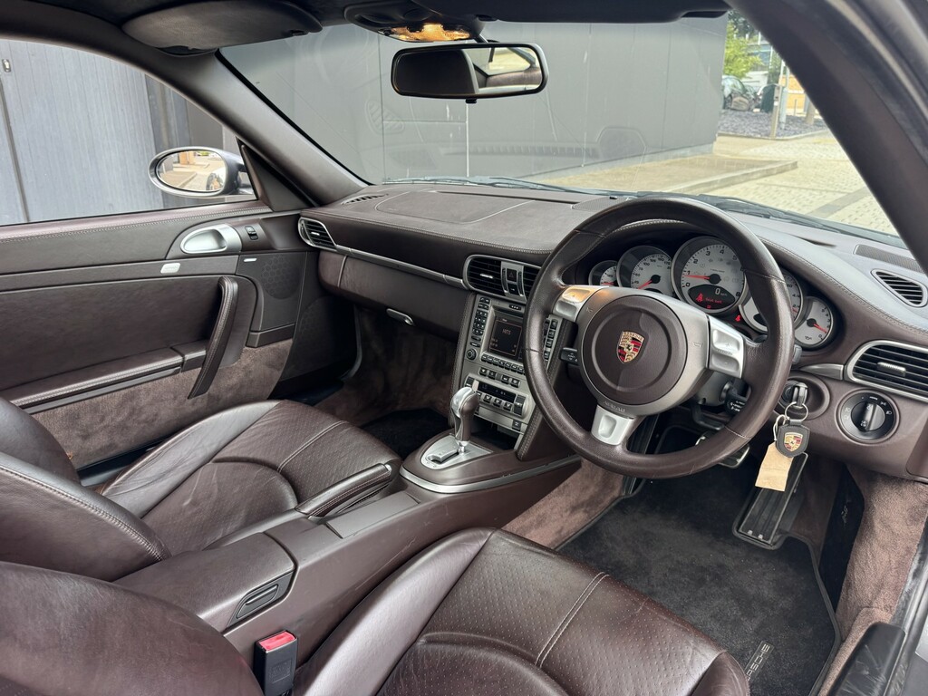 Porsche 911 Gt3 Rs Black #52