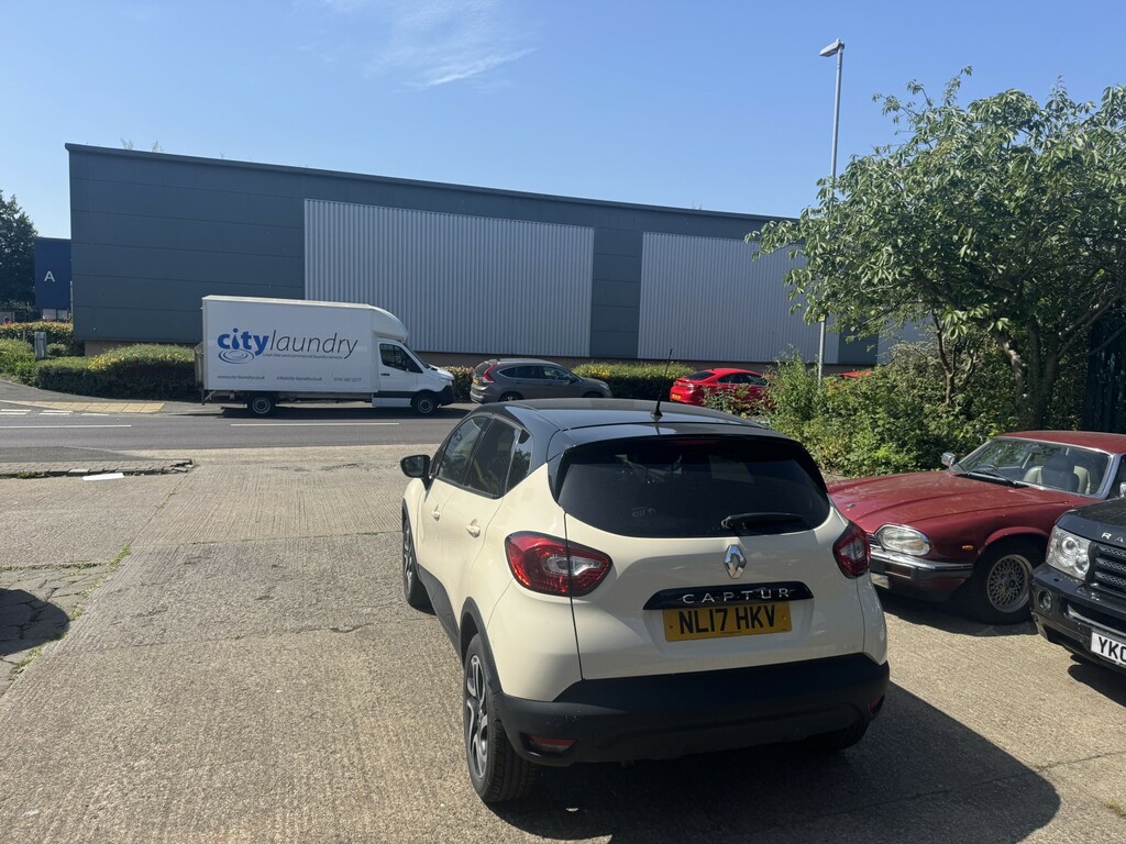Renault Captur 0.9 Dynamique S Nav Tce 90 White #6
