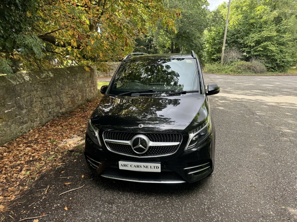 Mercedes-Benz V Class V 300 Amg Line D Black #9