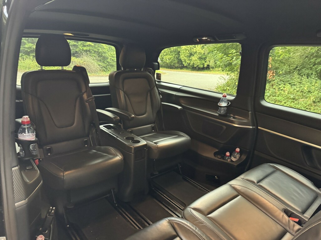 Mercedes-Benz V Class V 300 Amg Line D Black #23