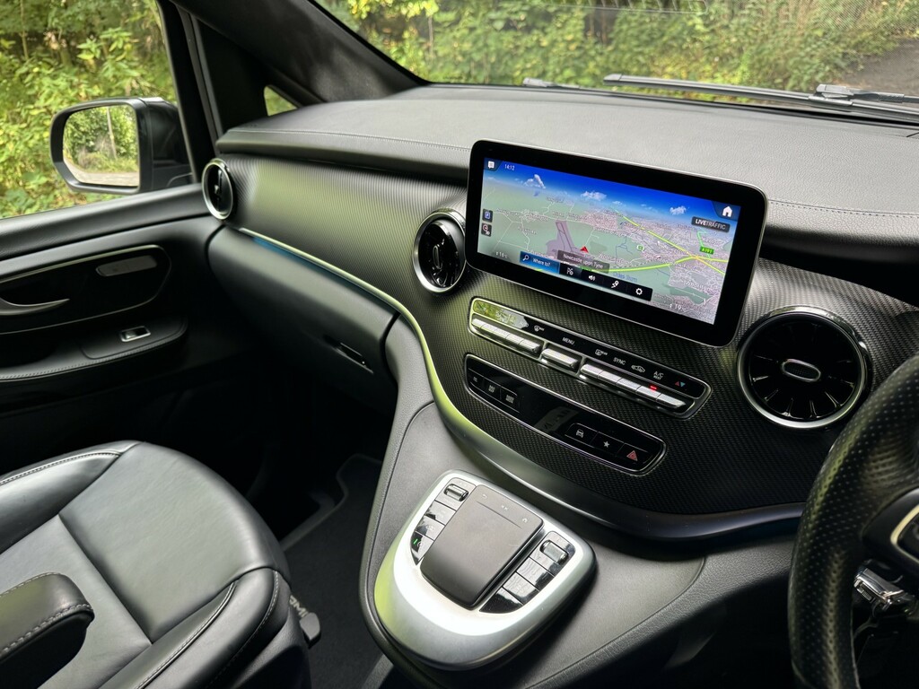 Mercedes-Benz V Class V 300 Amg Line D Black #41