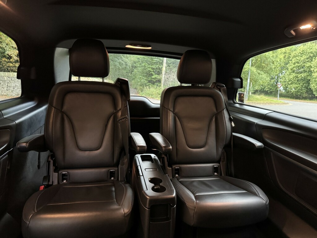 Mercedes-Benz V Class V 300 Amg Line D Black #13