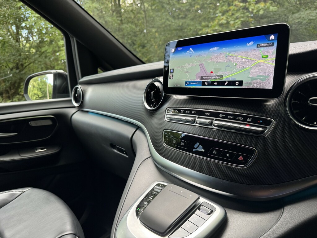 Mercedes-Benz V Class V 300 Amg Line D Black #34