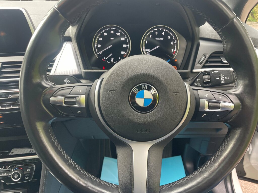 BMW 2 Series Active Tourer 218I M Sport White #36