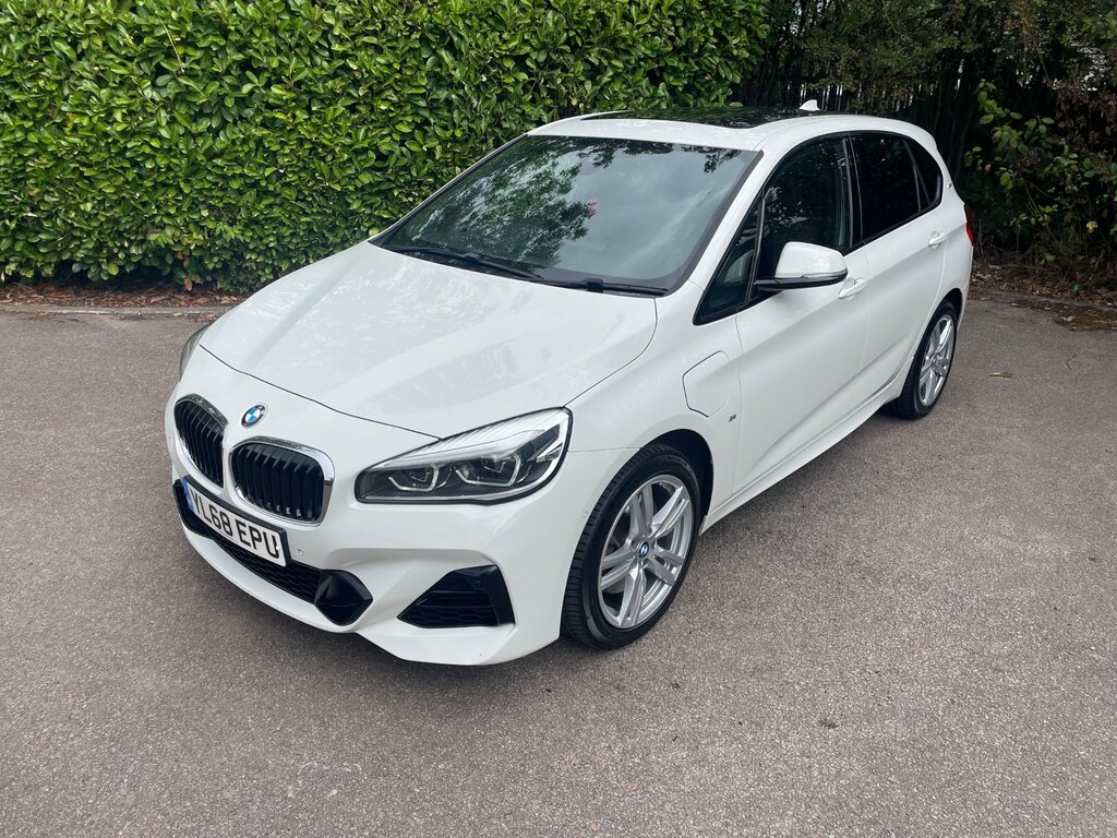 BMW 2 Series Active Tourer 218I M Sport White #11