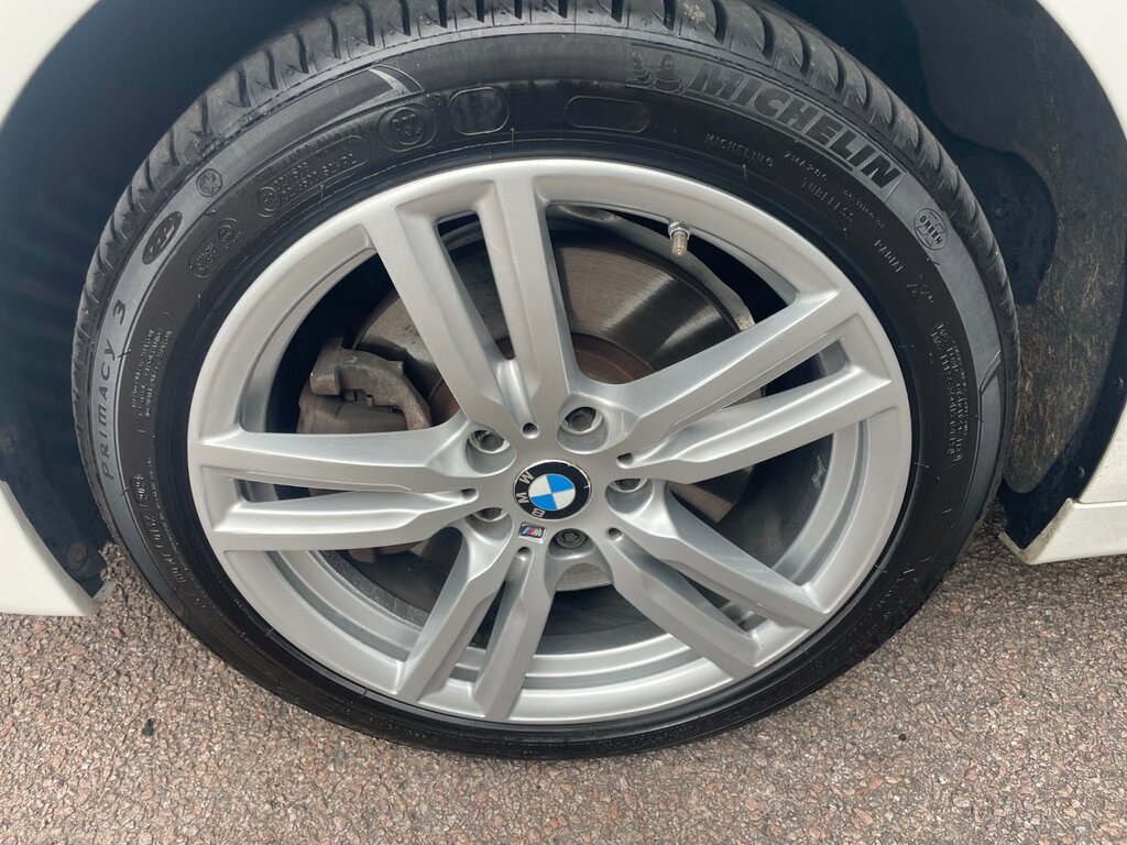 BMW 2 Series Active Tourer 218I M Sport White #45
