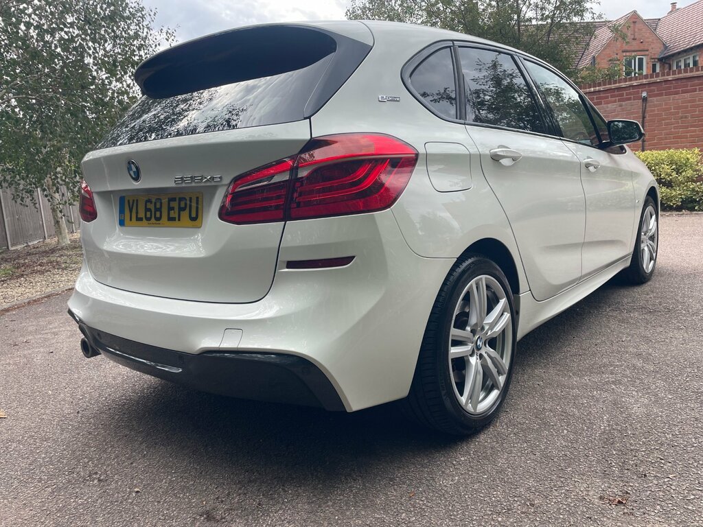 BMW 2 Series Active Tourer 218I M Sport White #15