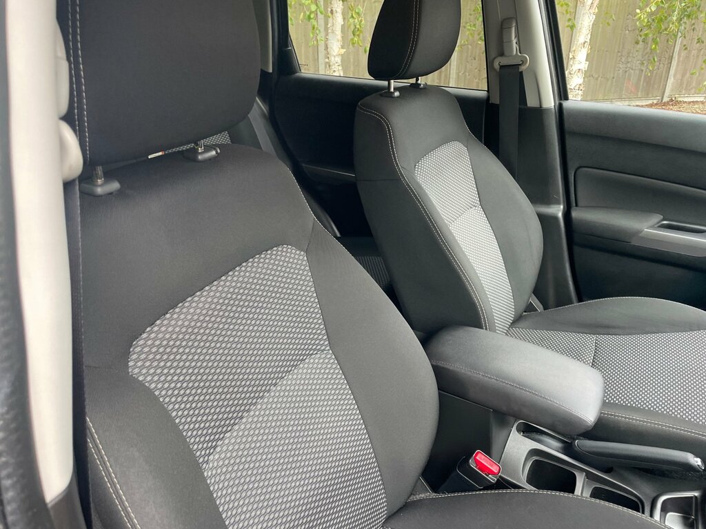 Suzuki Vitara 1.0 Boosterjet Sz-t Allgrip White #30