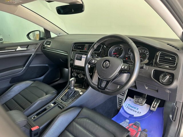 Volkswagen Golf Gtd Black #12