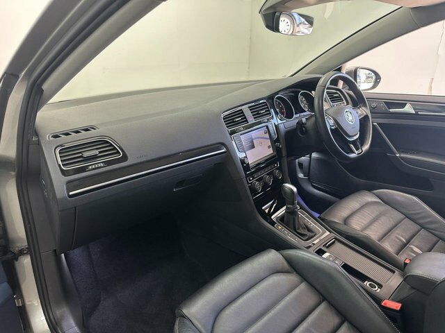 Volkswagen Golf Gtd Black #31