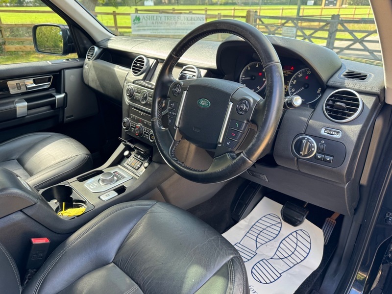 Land Rover Discovery Black #21