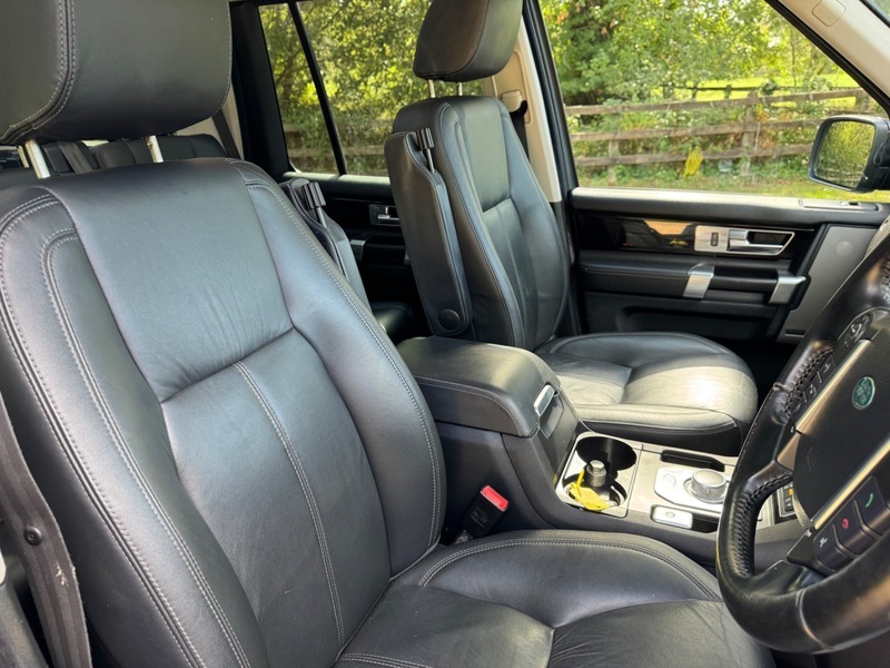 Land Rover Discovery Black #20