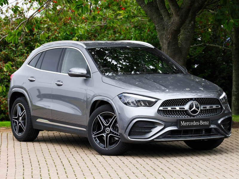 Mercedes-Benz GLA Class Gla 200 Amg Line Executive Grey