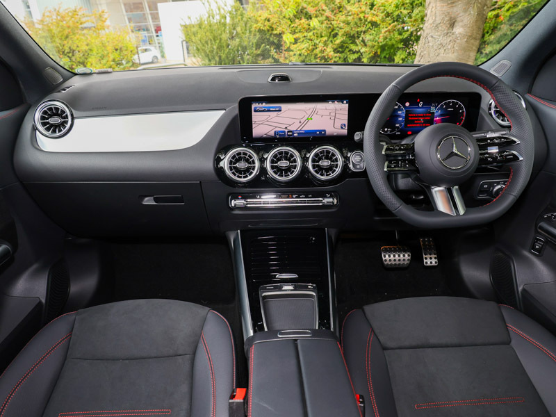 Mercedes-Benz GLA Class Gla 200 Amg Line Executive Grey #3