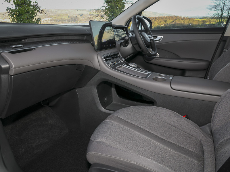 MG MGS6 180Kw Se Ev Long Range 77Kwh S6LRSE White #5