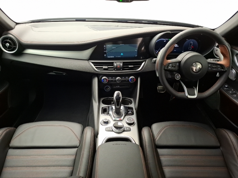 Alfa Romeo Giulia 2.0 Turbo Intensa Black #3