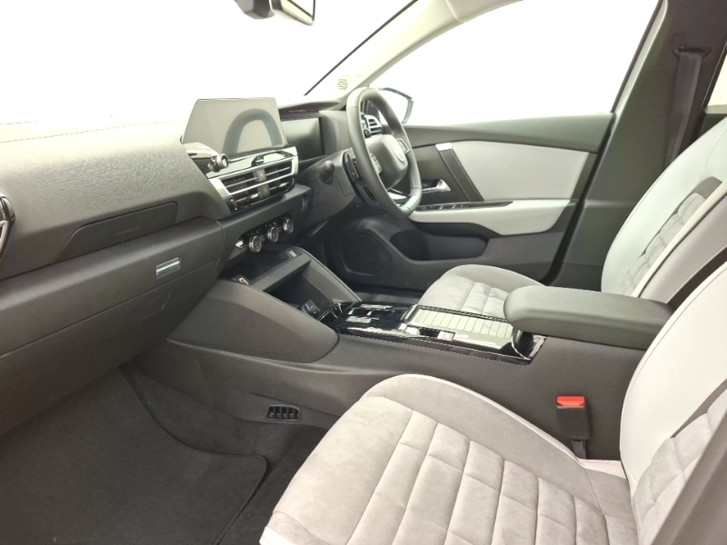 Citroen C4 1.2 Hybrid 145 Max White #5