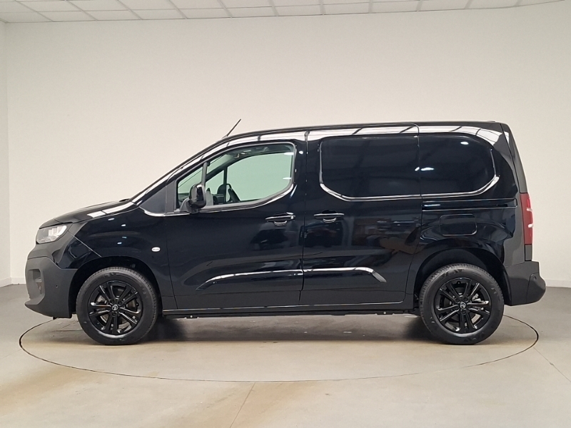 Citroen Berlingo 1.5 D 100Ps Van Driver Black #4