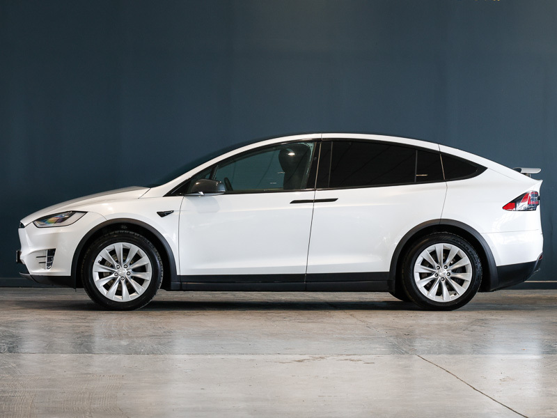 Tesla Model X Long Range Awd White #4