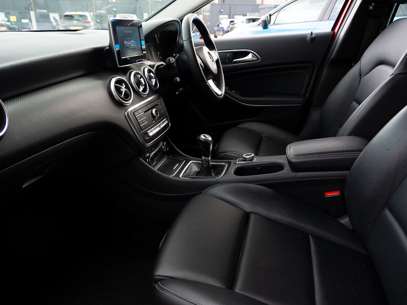 Mercedes-Benz A Class A180d Se NX18HNA Red #5