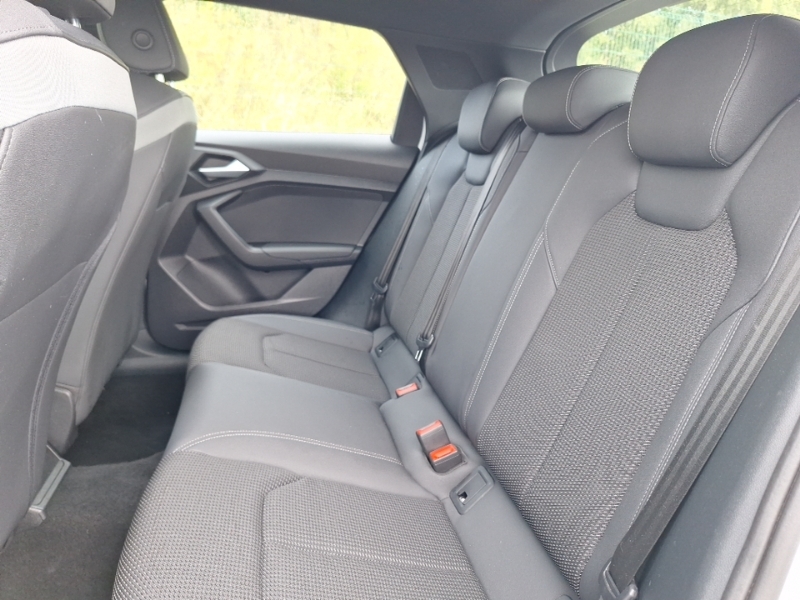 Audi A1 30 Tfsi S Line S Tronic DE19YUO White #6