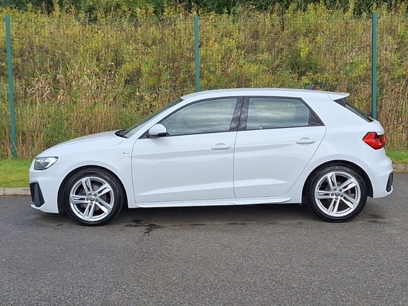 Audi A1 30 Tfsi S Line S Tronic DE19YUO White #4