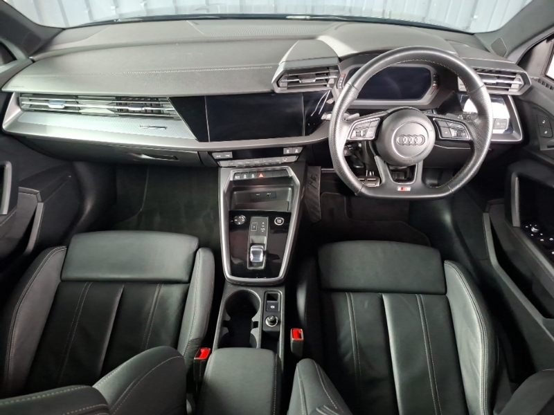 Audi A3 30 Tfsi S Line S Tronic EN23HUH Black #3