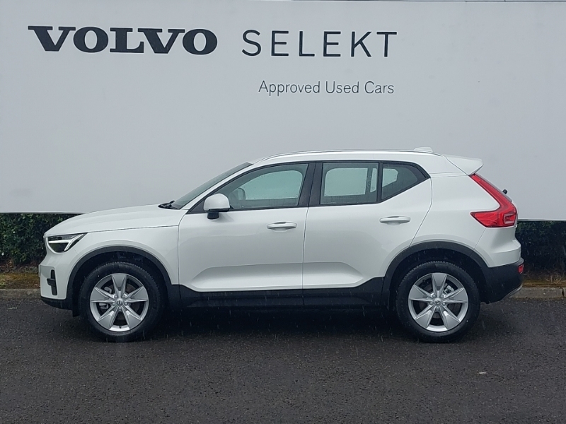 Volvo XC40 2.0 B3p Core White #4