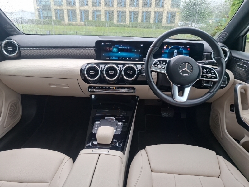 Mercedes-Benz A Class A200 Sport Executive Edition SH71UTU White #3