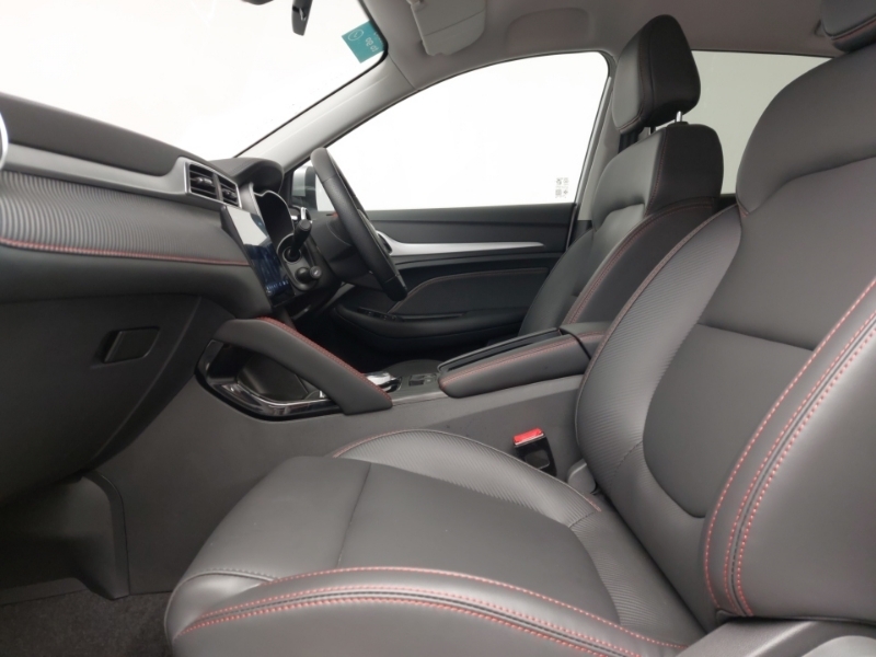 MG ZS 130Kw Trophy Connect Ev 51Kwh Silver #5